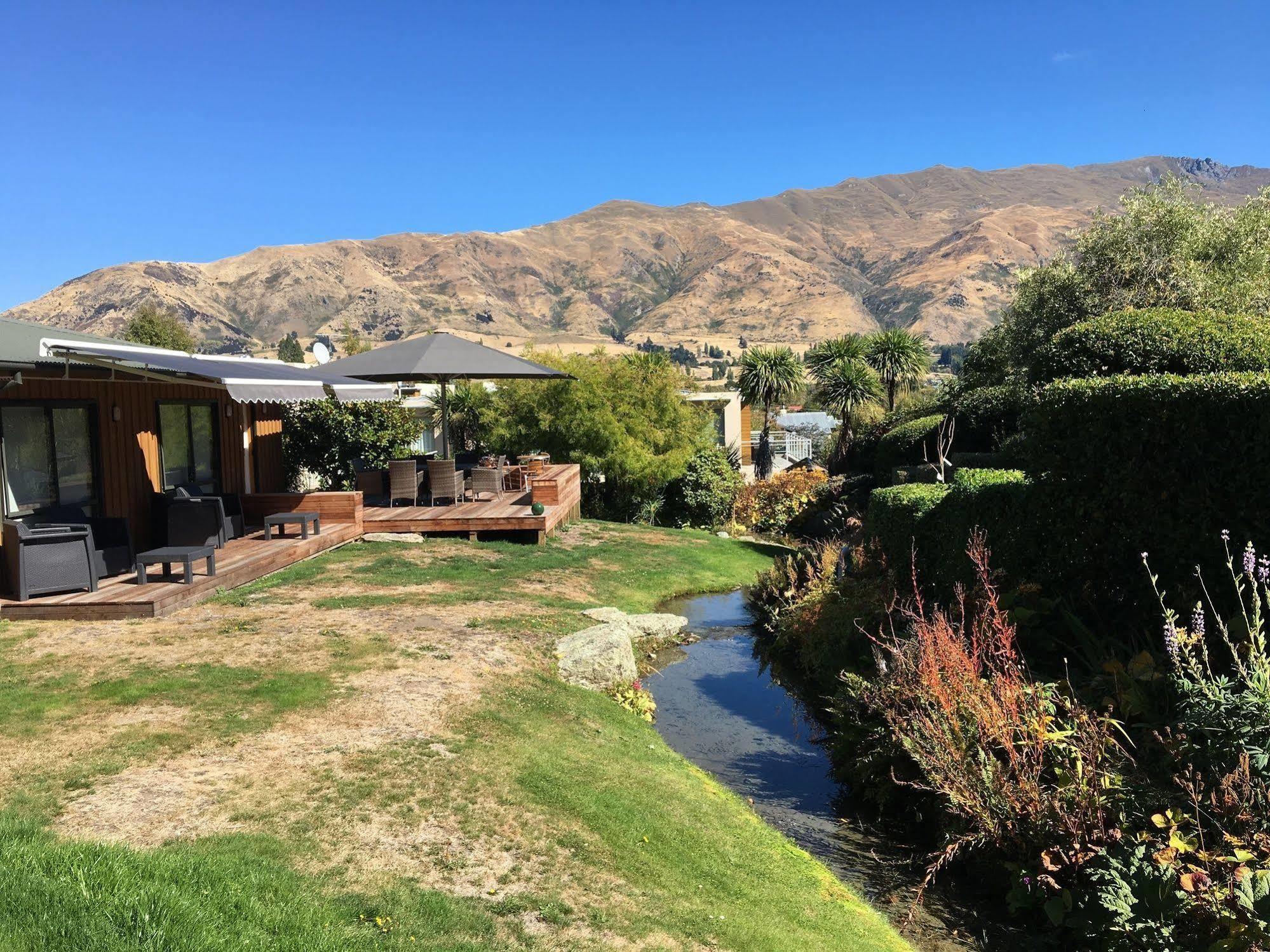 Wanaka Springs Lodge Esterno foto